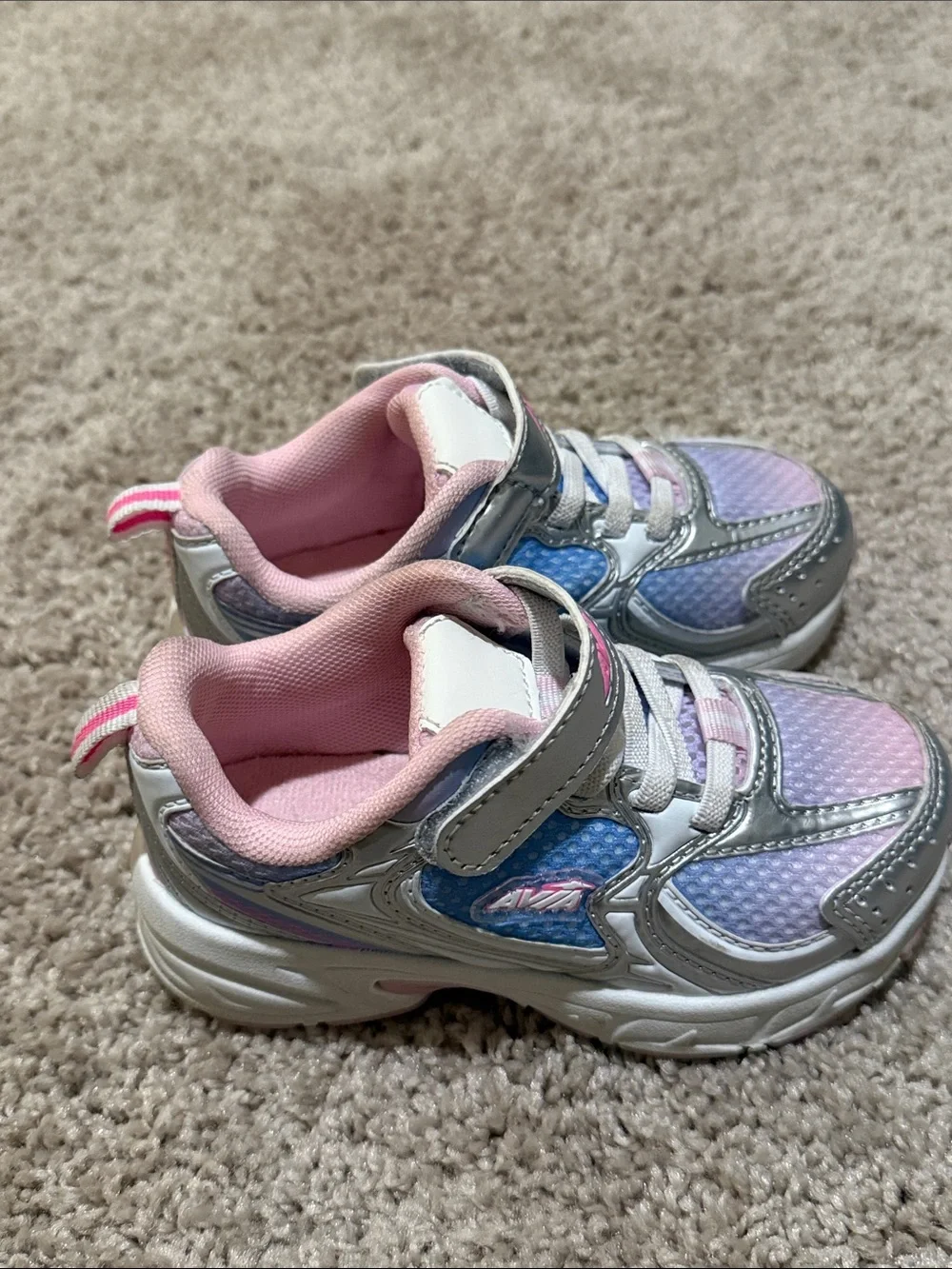 Avia comfortable kids